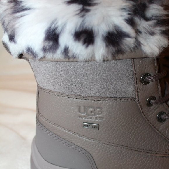NIB UGG WOMEN'S LEOPARD LEATHER ADIRONDACK SNOW BOOTS BLACK GRAY WHITE - Picture 2 of 9